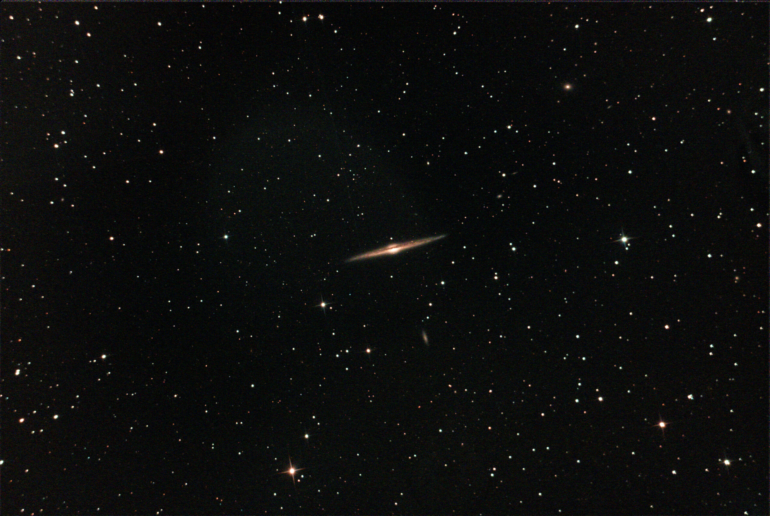 Nadelgalaxie (NGC4565) im Haar der Berenike